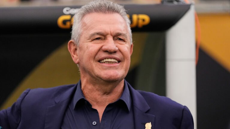 Aguirre amarra un año extra en el Valencia… pero hay una condición