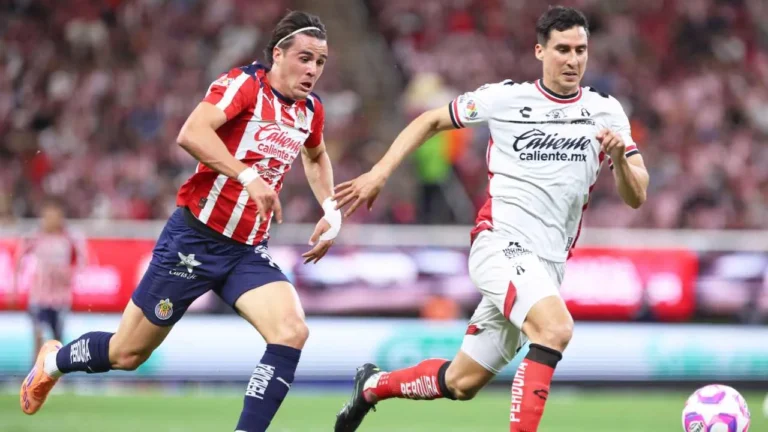Alerta en el Jalisco: la cancha preocupa a Atlas y Chivas rumbo al Clásico Tapatío
