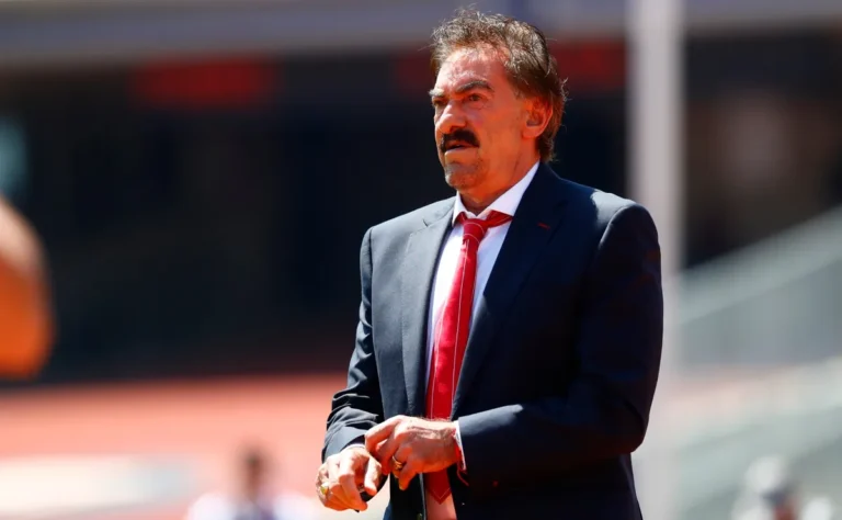 La Volpe no se guarda nada: «Ahí se descompensa el futbol mexicano»